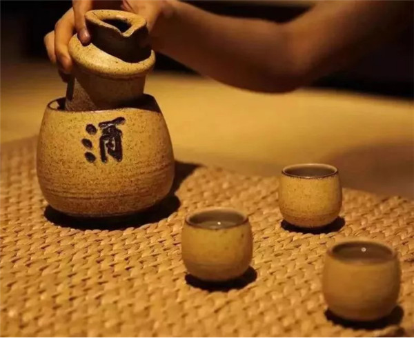 月下一杯酒，萬事盡浮休。65.jpg